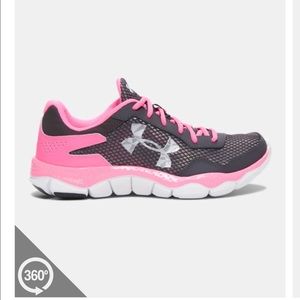 Brand New Under Armor Girls Kids Size 11 Shoe