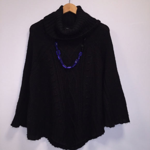 H&M Sweaters - H&M poncho