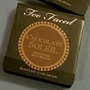 Too faced bronzer mini