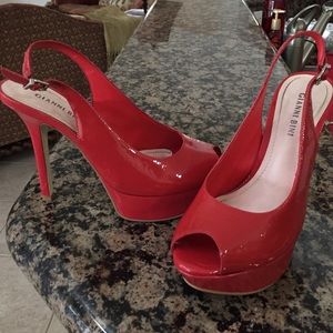 Stunning Gianni Bini heels!