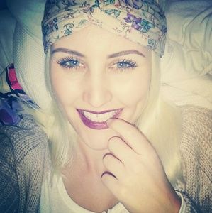 Meet your Posher, Jayme