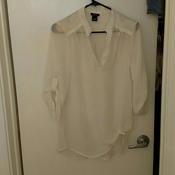Sheer cream colored blouse - Picture 4 of 4
