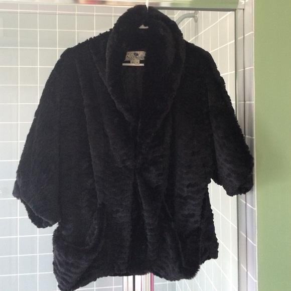 Short jacket - Picture 1 of 1