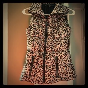 Leopard print vest