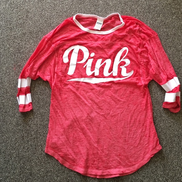 Pink t-shirt, never worn