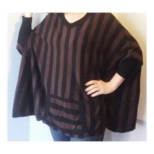 Joan Vass Unique Poncho Top Very Nice