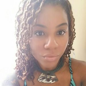 Meet your Posher, Cachet