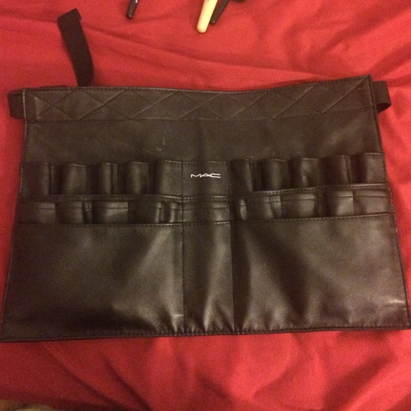 MAC Brush Belt