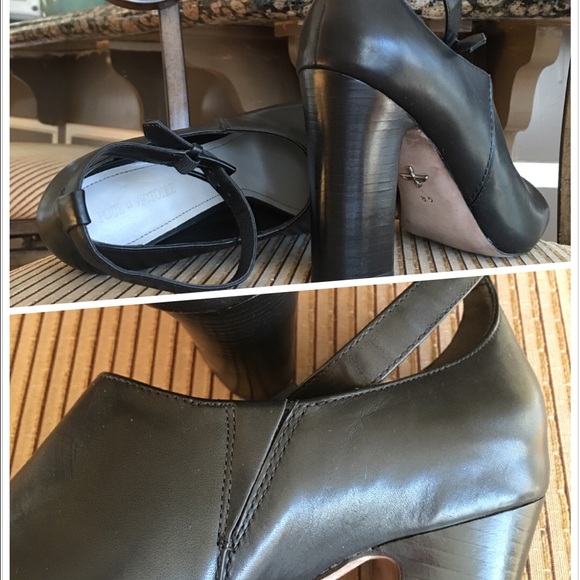 Pour la Victoire Heels shoes - Picture 2 of 4