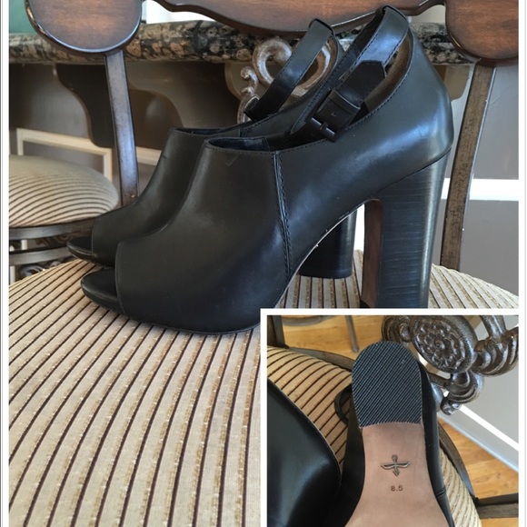 Pour la Victoire Heels shoes - Picture 3 of 4