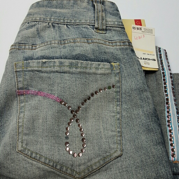 Jeans - Picture 3 of 4