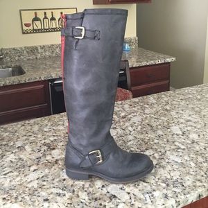 Steve Madden boots