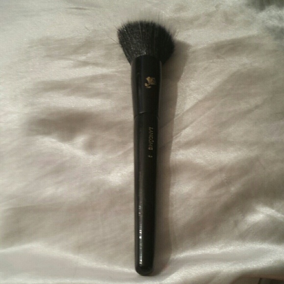 Lancome Other - Lancome Highighlighting Brush