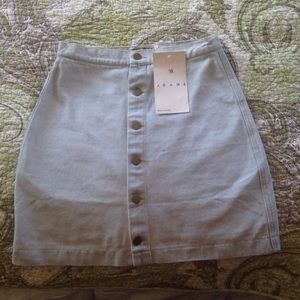 American Apparel button up skirt