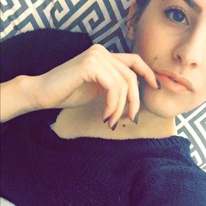 Meet your Posher, Danielle