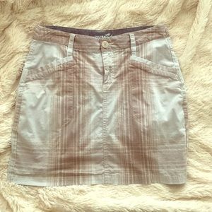 HornyToad size 2 skirt