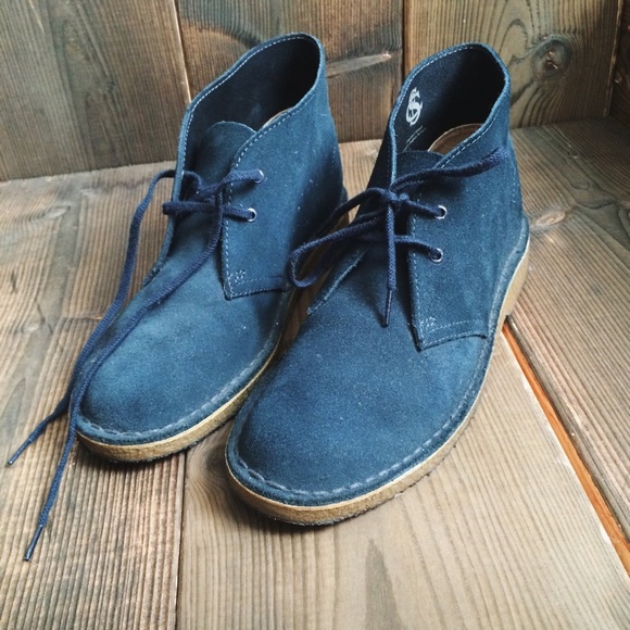 Clarks desert boot in Midnight Blue (W)
