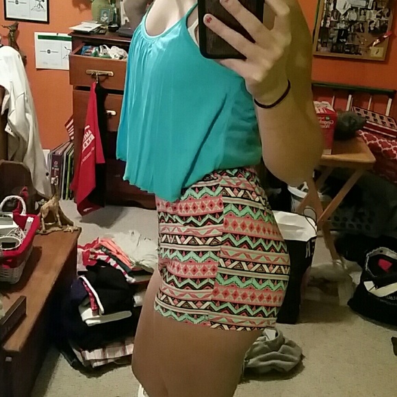 95Bring on summer with a cute romper!! - Picture 2 of 4