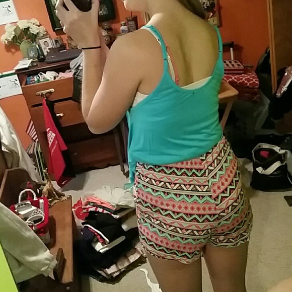 95Bring on summer with a cute romper!! - Picture 3 of 4