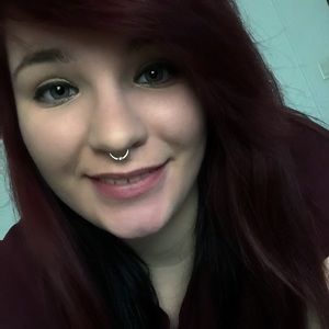 Meet your Posher, Devoney