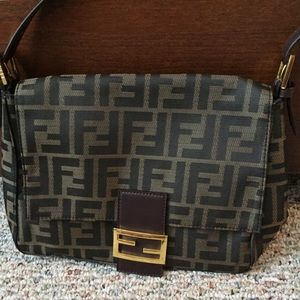 Fendi style small purse Brown with gold buckle