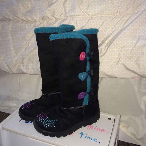 Girls size 11 Skechers Twinkle Toes winter boots