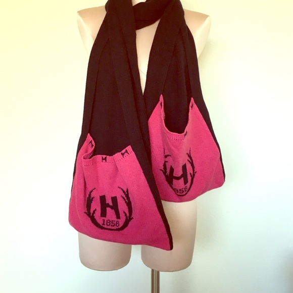 Hunter Boots "H Pocket Scarf" NWT Navy and Pink