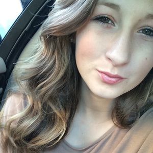 Meet your Posher, Bethany