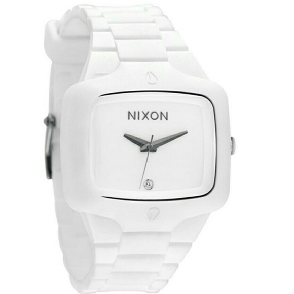 Nixon watch