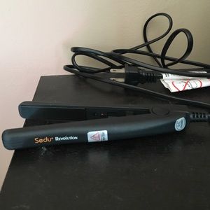 Sedu Revolution high temp mini straightener