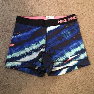 XS Nike pro spandex