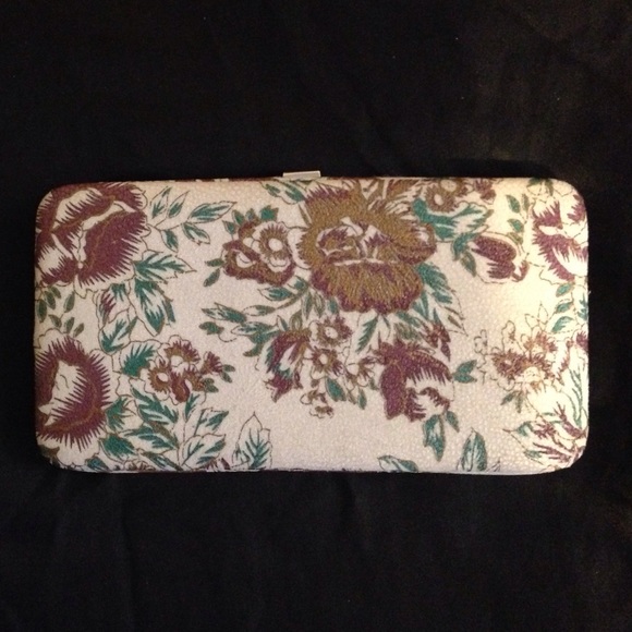 Urban Outfitters wallet - soft floral material