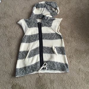 Free People sweater vest Small