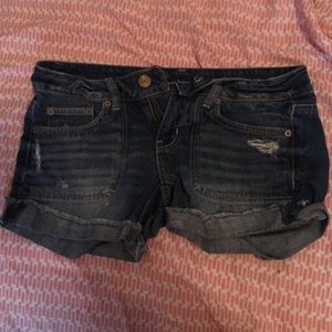 American eagle shorts!