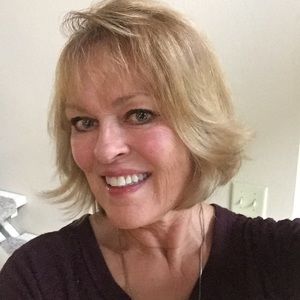 Meet your Posher, Thurza