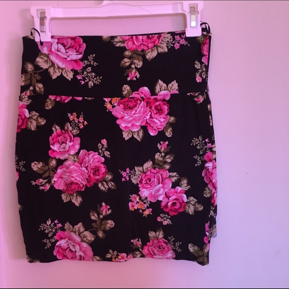 Floral Skirts (2 pack)
