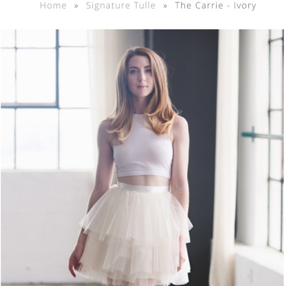 White tulle tutu skirt