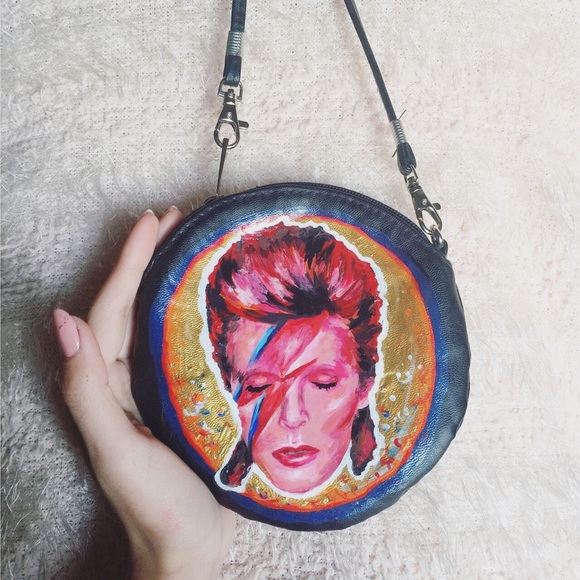 ❤️SOLD ON DEPOP❤️Hand Painted David Bowie Purse - Picture 1 of 4