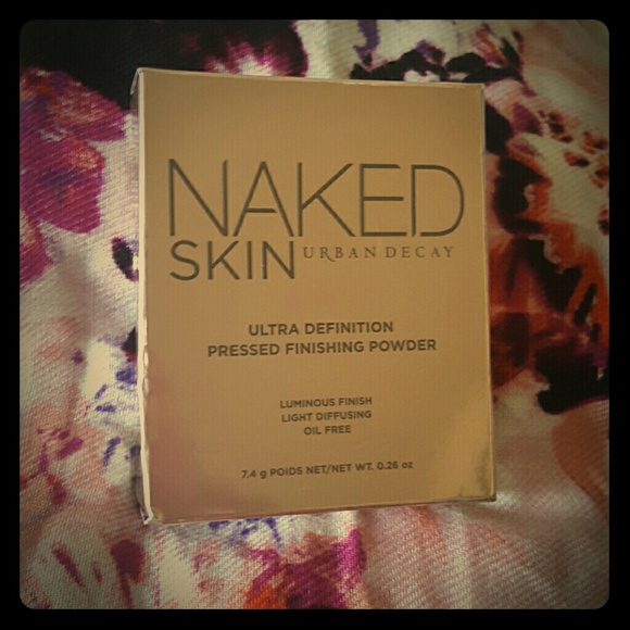 Urban Decay Naked Skin Ultra Def. Pressed Powder