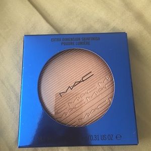 Mac limited edition Oh Darling bnib beautiful