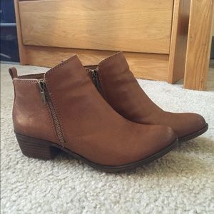 New Lucky Brand booties size 8