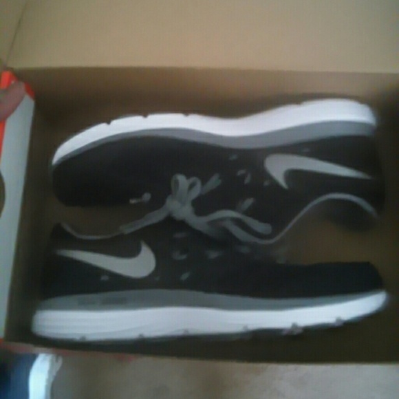 Running shoes