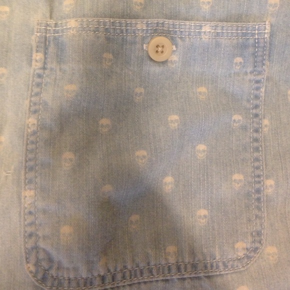 Skull chambray/denim shirt