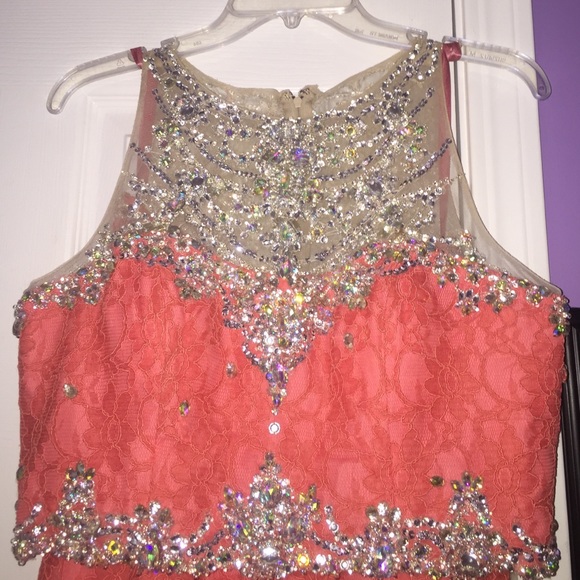 Worn once - Picture 2 of 4