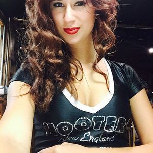 Meet your Posher, Raychel