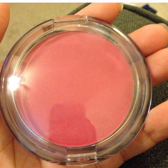Ofra blush - Picture 1 of 1