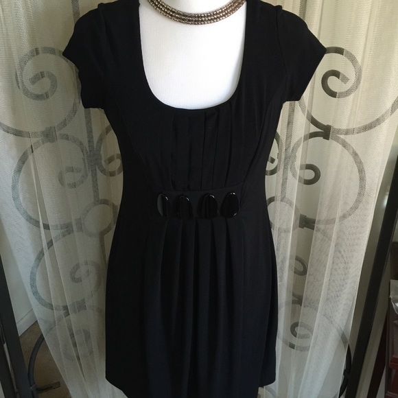 En Focus Studio Dresses & Skirts - Sexy black midi dress by En Focus Studio...size 8