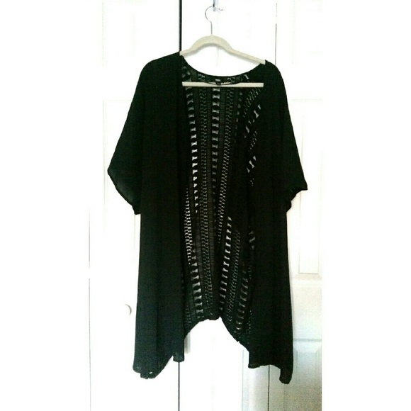 Black Kimono Sleeve Shrug