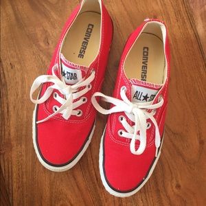 Red converse