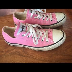 Pink converse
